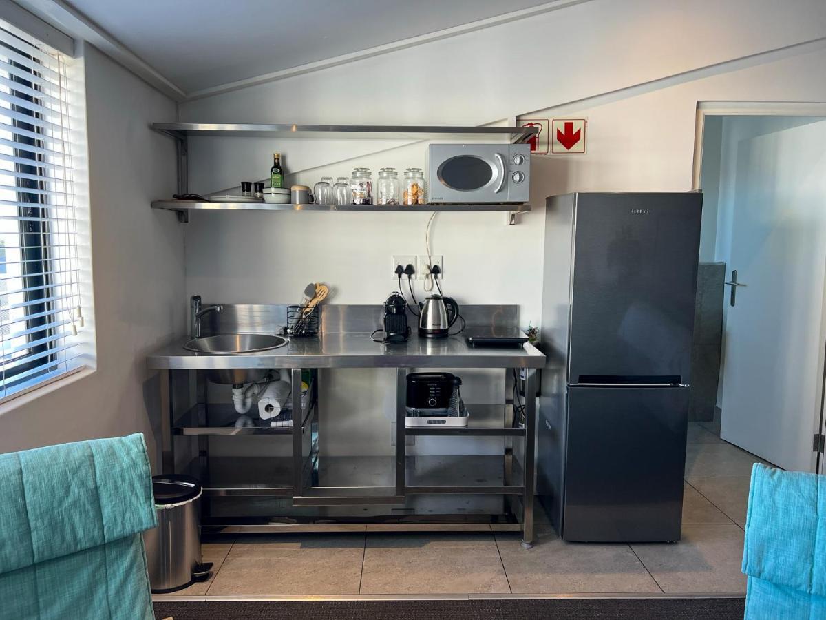 Waterfront Studio Apartment No 5 Hermanus Exterior photo